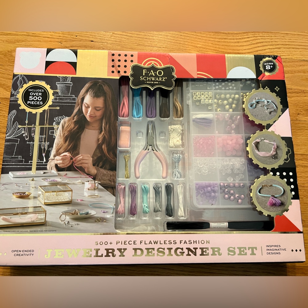 Large jewelry kit